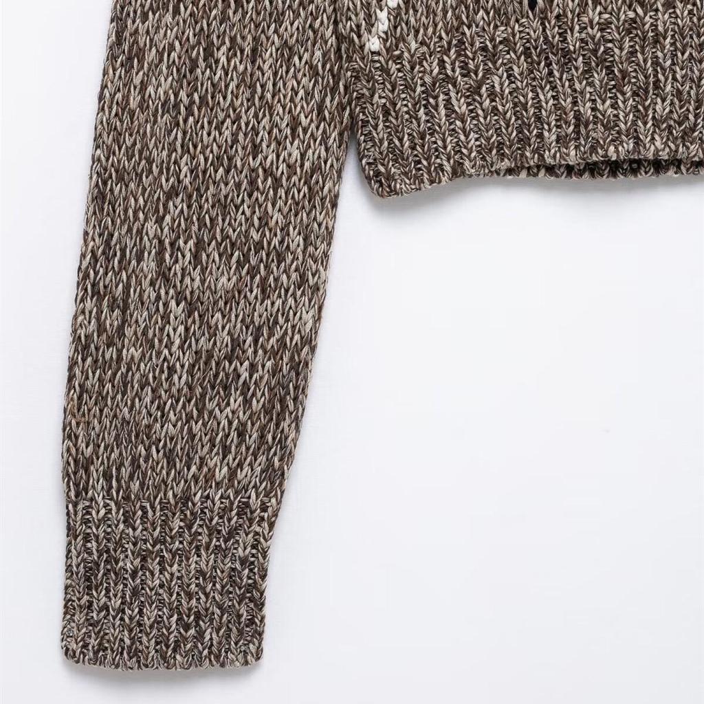Spring 2025 Women's Plaid V-Neck Knit Cardigan