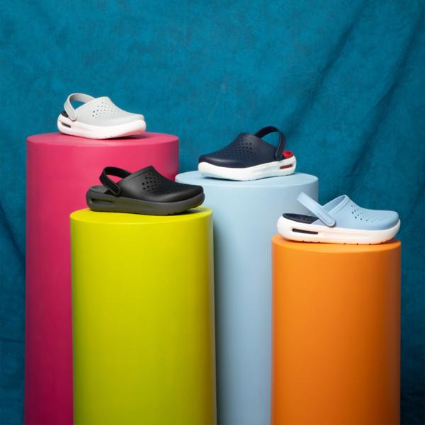 Crocs In Motion Clog Sandal Slipper 209964 001 Black