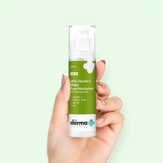 Crème hydratante mate visage à la vitamine C 25 % de Derma Co, à l'acide férulique et au SPF 20 pour un teint éclatant – 30 g