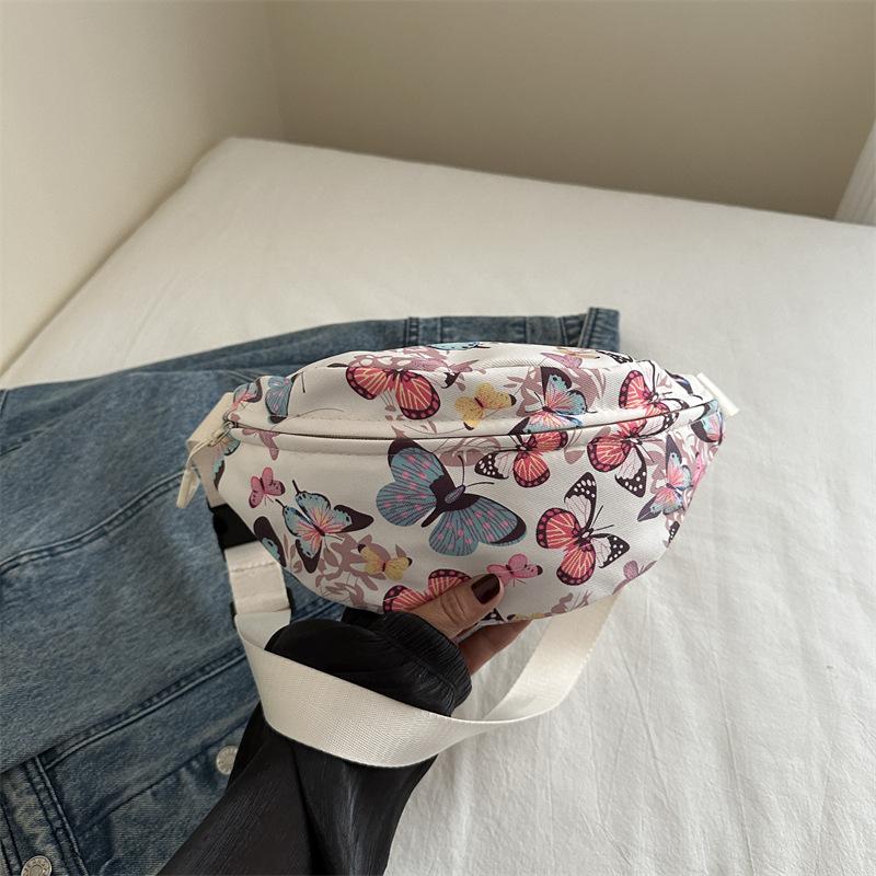 

2024 new Korean version fashion casual foreign style portable breast bag fanny pack women s large capacity personality trend only beautiful women bag різнокольоровий