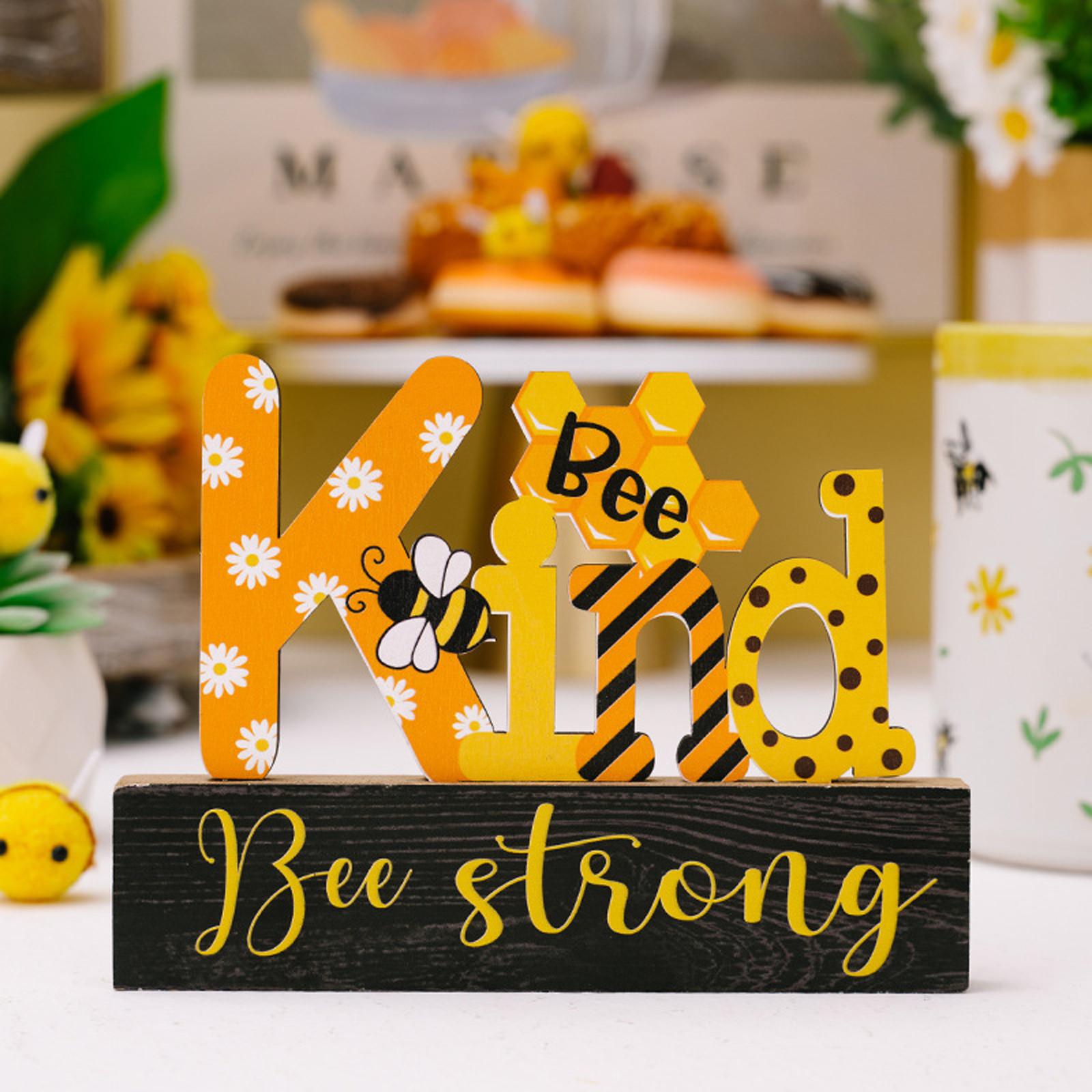 

Декоративные изделия в виде пчелы. Деревянные декоративные изделия с буквами пчелы. Стол для гостиной. One Size