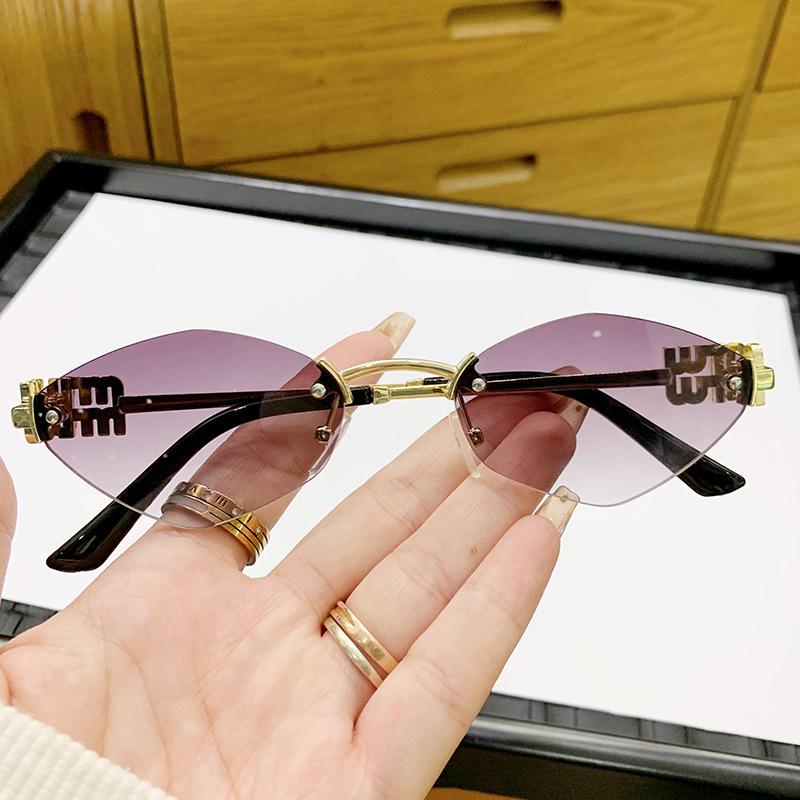 Internet celebrity Y1K sweet cool babes metal frameless sunglasses polygon personalized versatile sunglasses UV protection