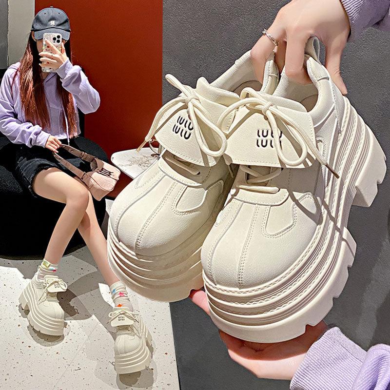 Malé silné jednoboty muffin JK Spice Girl Jarní nové malé kožené boty zvyšující výšku