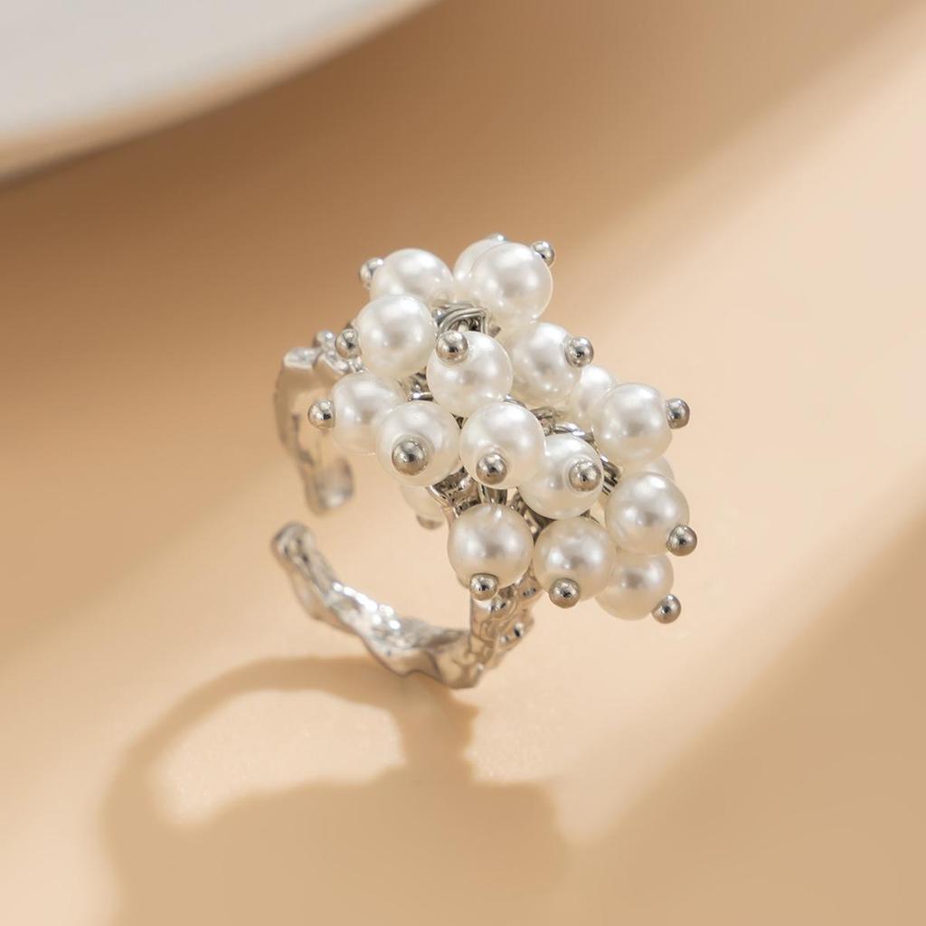 Opening Adjustable Pearl Flowers Rings Vintage Gold Silver Color Retro Exaggerated Metal Alloy Hollow Finger Ring for Women Geometric Jewelry Anillos