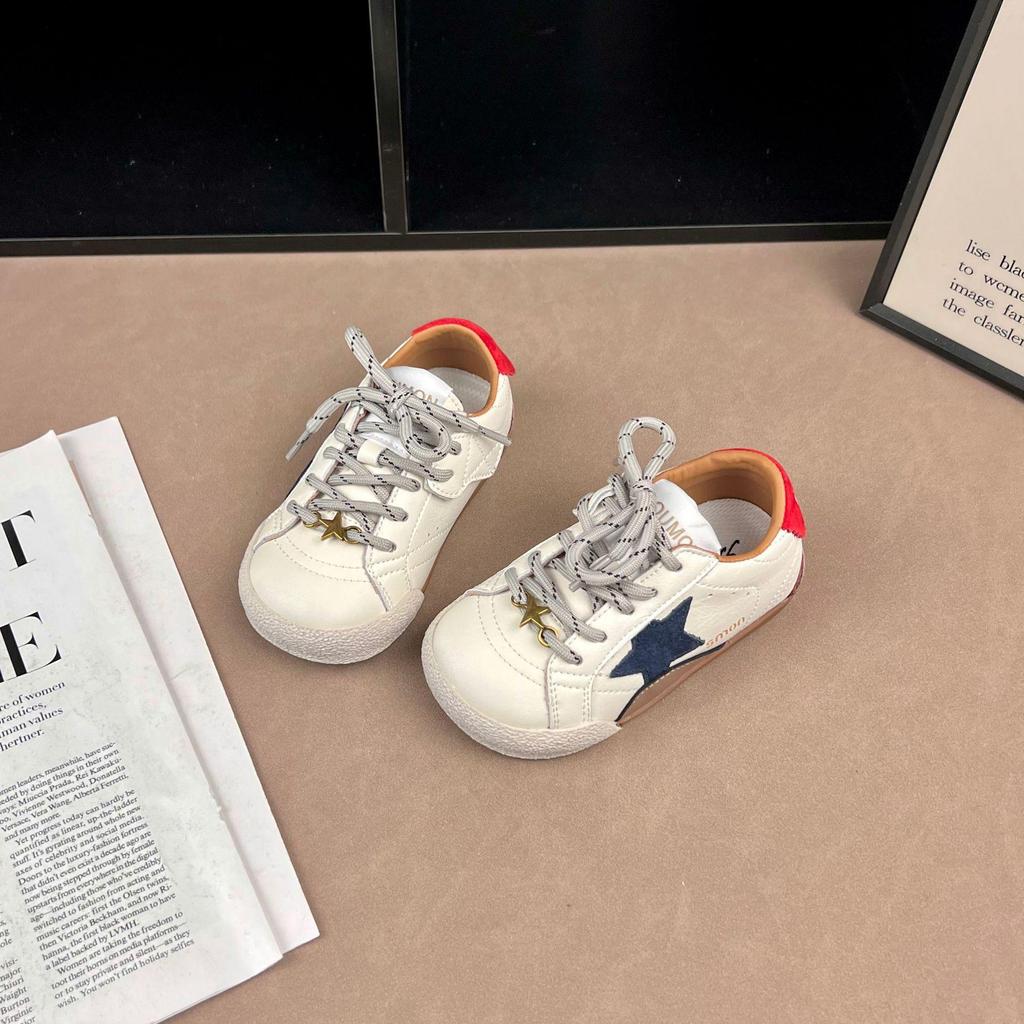 2026 Trendy Kids' Soft Sole Star Sneakers - Versatile Casual White Shoes for Toddlers