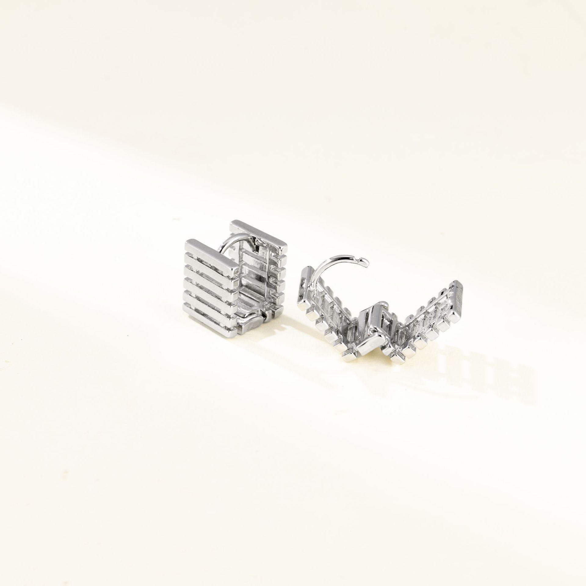 

Серебряные серьги-иглы на День святого Валентина: Ювелирные изделия в японском и корейском стиле