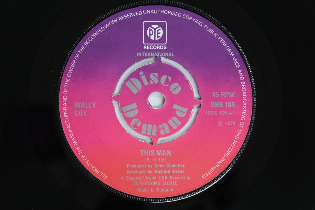 7inch Record WALLY COX - This Man / I've Had Enough DDS105 Pye Internation 1974 UK Soul/Funk Used