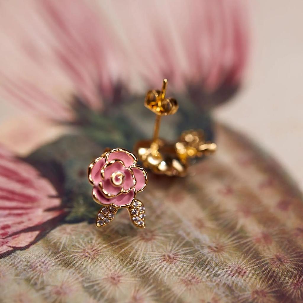 Acrylic White Camellia Flowers Stud Earrings for Women Fashion Temperament Zircon Earring Party Wedding Jewelry Wholesale