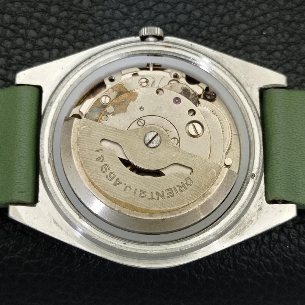 AUTOMATIC 46941 VINTAGE ORIENT JAPAN MENS GREEN COLOR DIAL WATCH a701817-5 R207-a701817