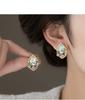 Vintage Flower Pearl Stud Earrings For Women Girls Korean Retro Statement Earring Wedding Party Fashion Jewelry Accessories Gift