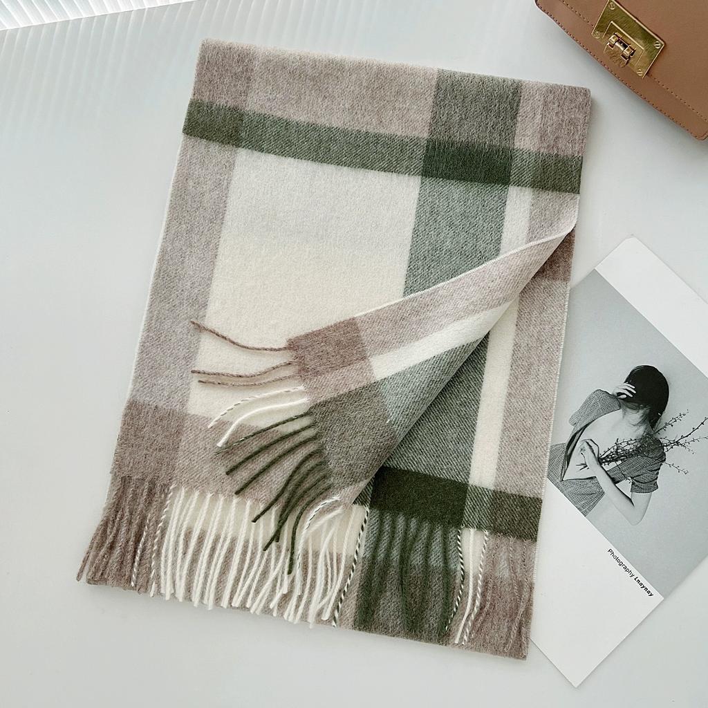 100% Pure Wool Scarf Female Winter Warm Cashmere Shawl Checkerboard Couple Accessory Outdoor Wrap Windproof Scarf