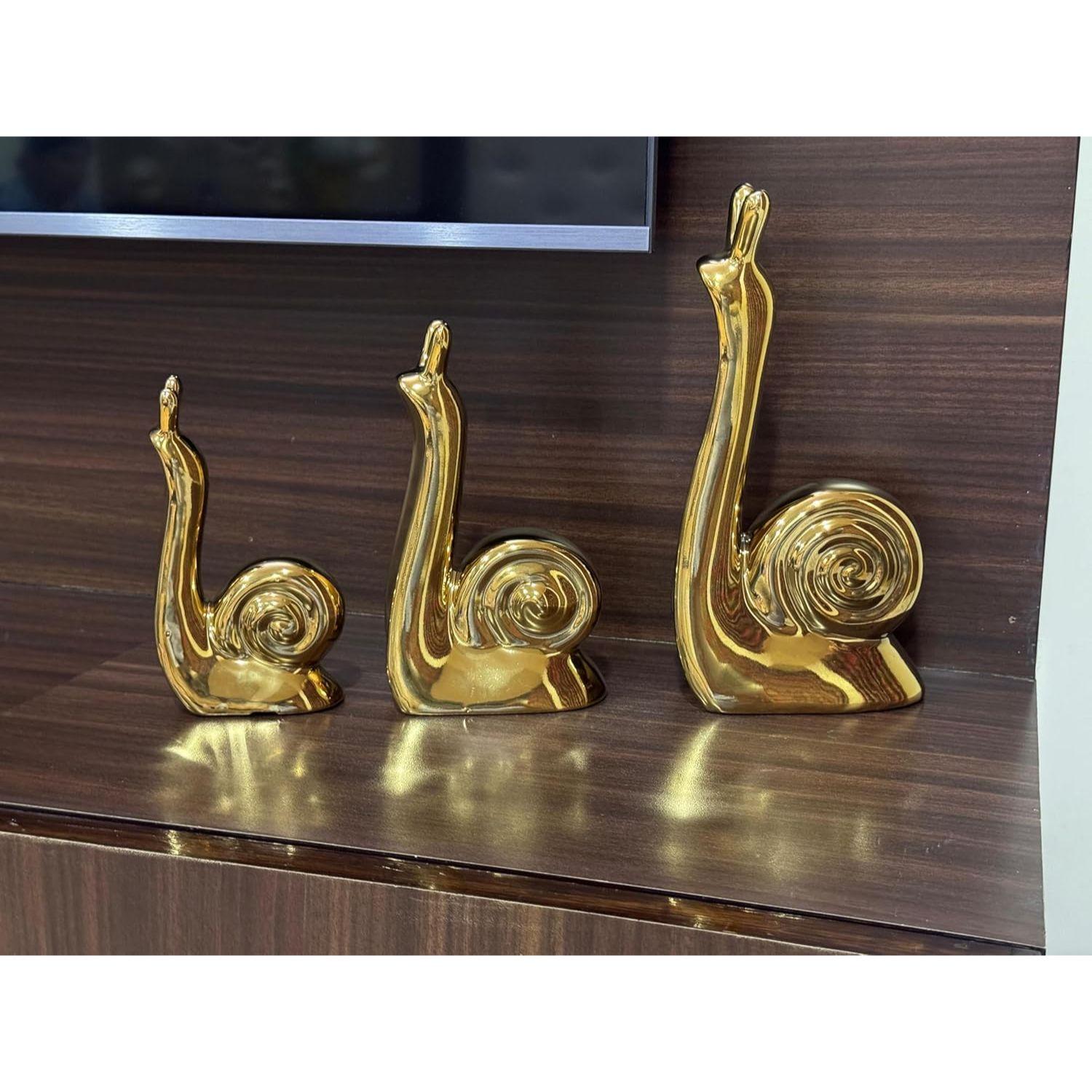 

Home Décor Snail Family Ceramic Finish Figures - (Set of 3 Piece, Golden)