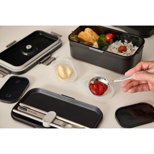 ZWILLING Fresh & Save Vacuum-Sealed Lunch Box, Black, with Cutlery and Sauce Container, Airtight Storage Container [Official Japanese Product] Fresh S