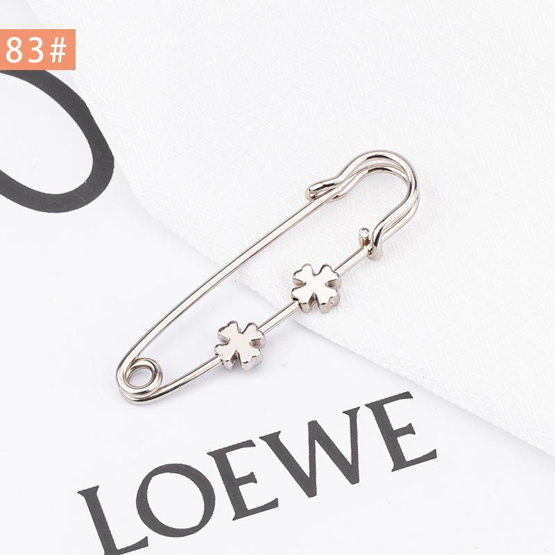 Pearl Anti-Exposure Brooch: Women's Waist-Cinching Pin & Clothing Decoration