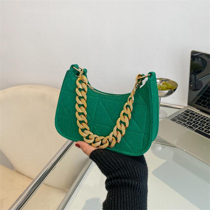Stylish 2023 Summer Fashion Women's Vintage Chain Crossbody Shoulder Bag For Trendy Everyday Use