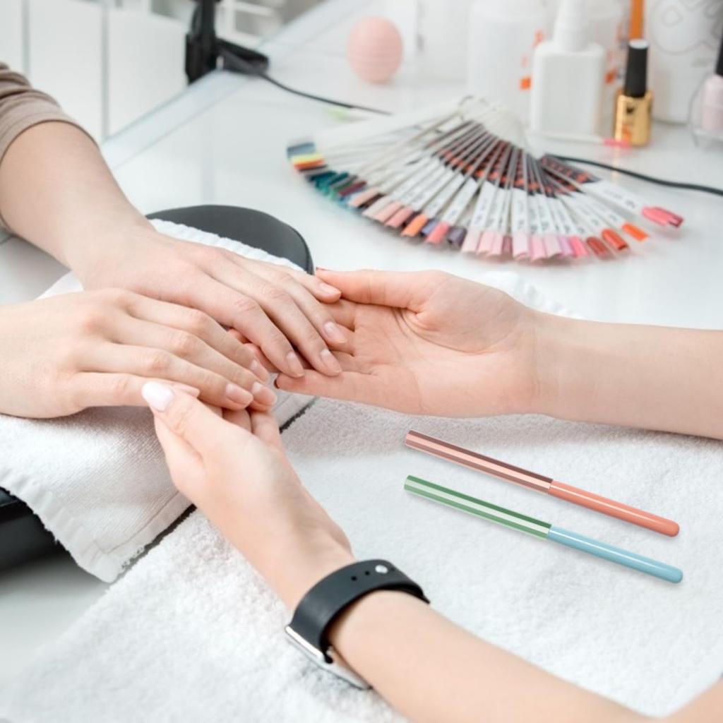 PAMINGONO Nail Pen Set of Zinc Nail Brush Sealed Manicure Pen Protective Inch Nail Art Tools Caps, 6, Alloy, Light-Blocking Covers, Light-Resistant
