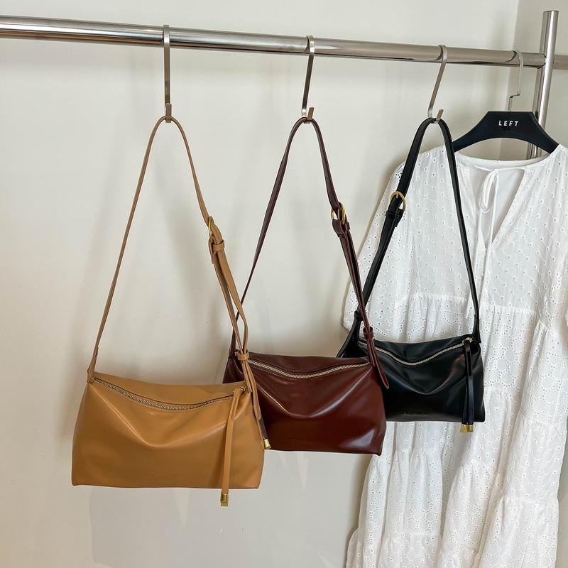 Ins Messenger Bag Women's Summer New Fashion Retro Pillow Bag Niche Texture Shoulder Underarm Bag