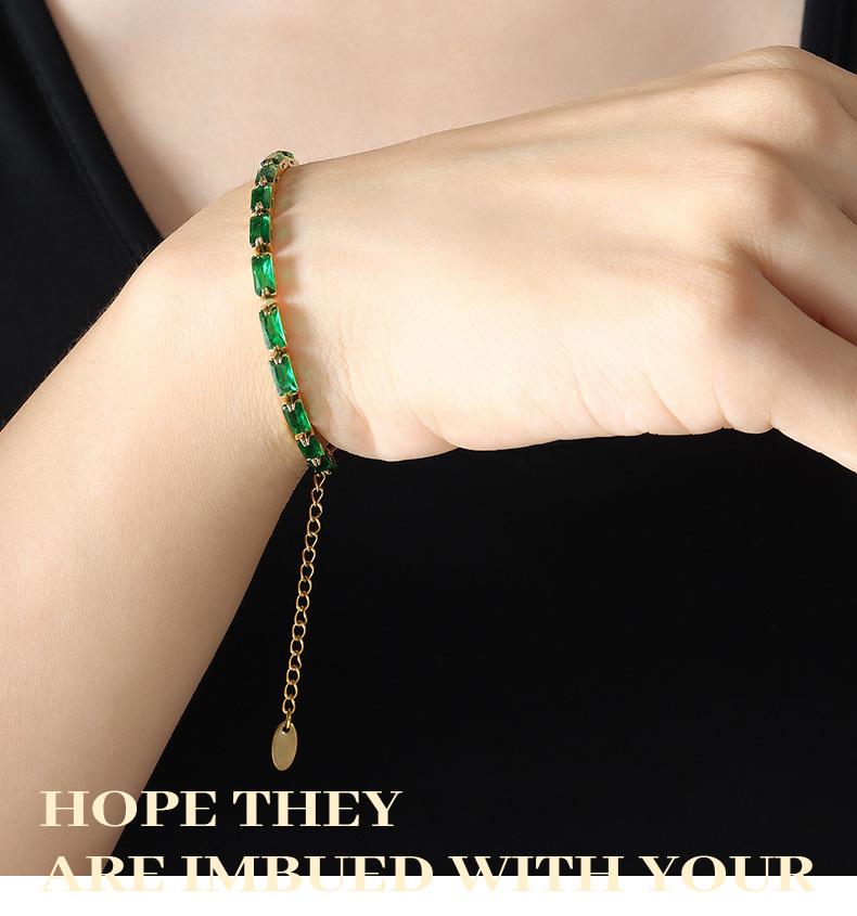 Colorful Geometric Square Chain Necklace: Women's 18K Gold-Plated Titanium Steel Choker