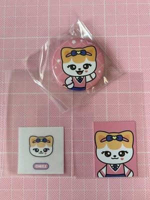 [USED] IVE Minive POPUP Liz Badge Sticker ID Photo