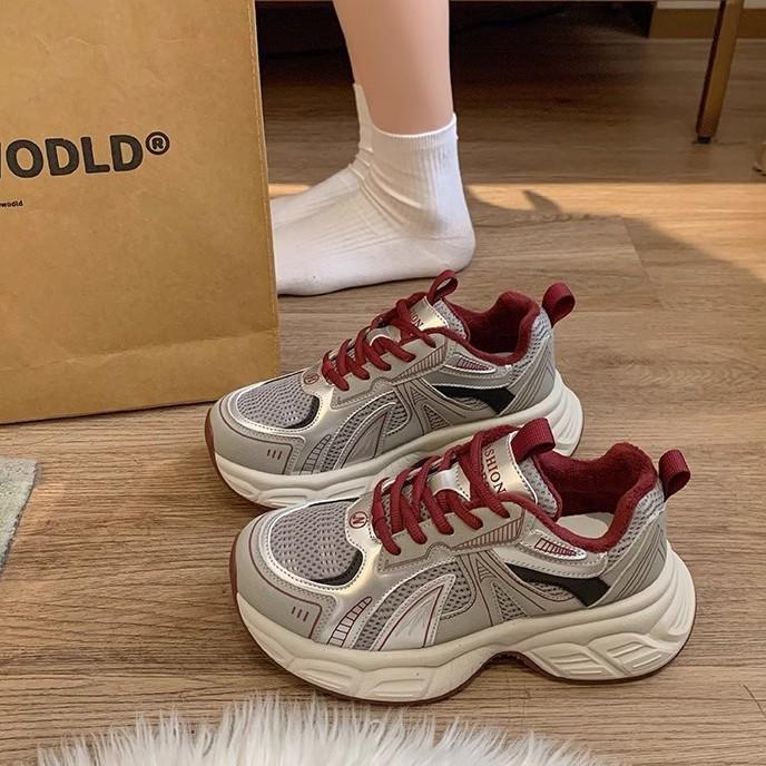 

Кроссовки папы для девочки 2025 Новые весенне-осенние на толстой подошве, увеличивающие рост, нишевые, повседневные, универсальные, модные, спортивные, повседневные туфли 40 бордовый