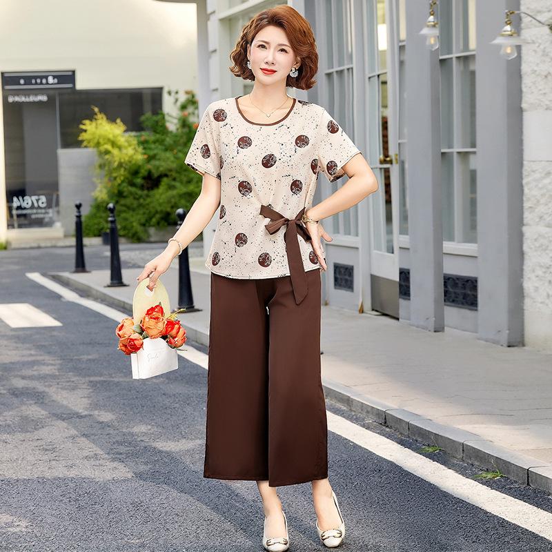 Summer Chinese Style Two-Piece Set: Short Sleeve Top & Wide Leg Pants for Middle-Aged Women
