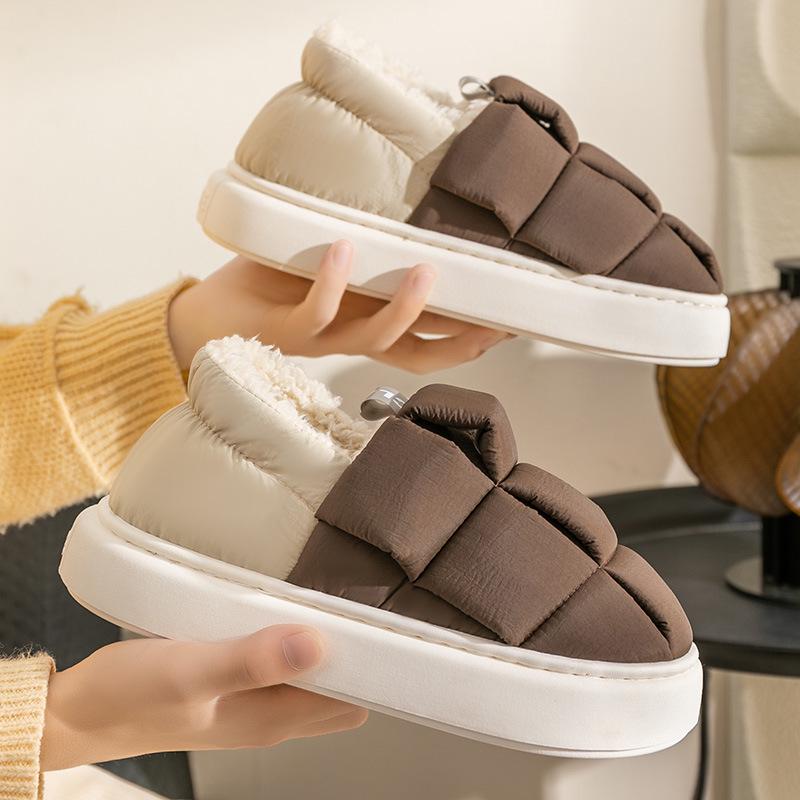 Women's Winter Slippers - Warm Velvet Lined Thick Sole for Indoor Comfort