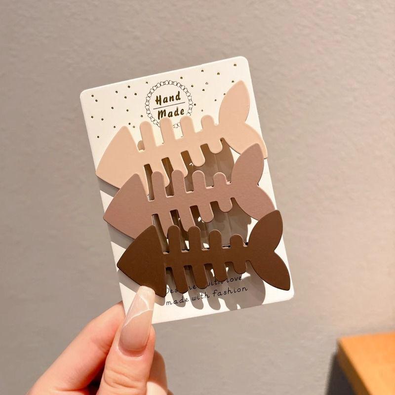 Autumn & Winter Coffee Hair Clip: Women's Seamless Duckbill, BB & Bangs Clips