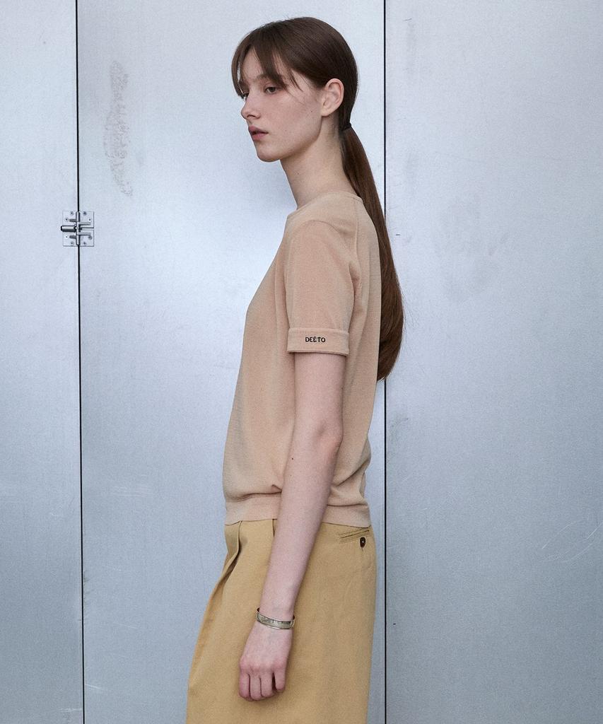 DEETO Embroidered Sleeve Knit Tee [Brige]