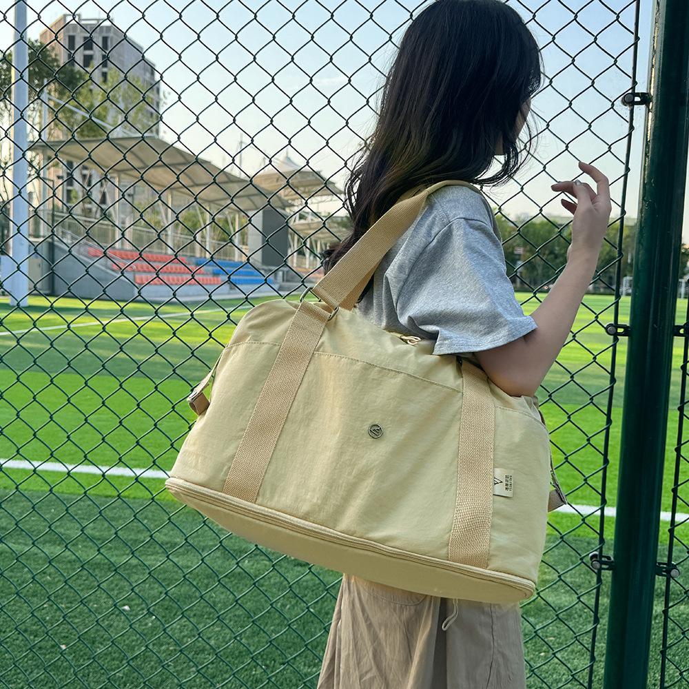 Foldable Expansion Wet and Dry Separation Sports Fitness Bag Multi-pocket Classification Handbag Travel Bag Can Be Used To Pull Rod