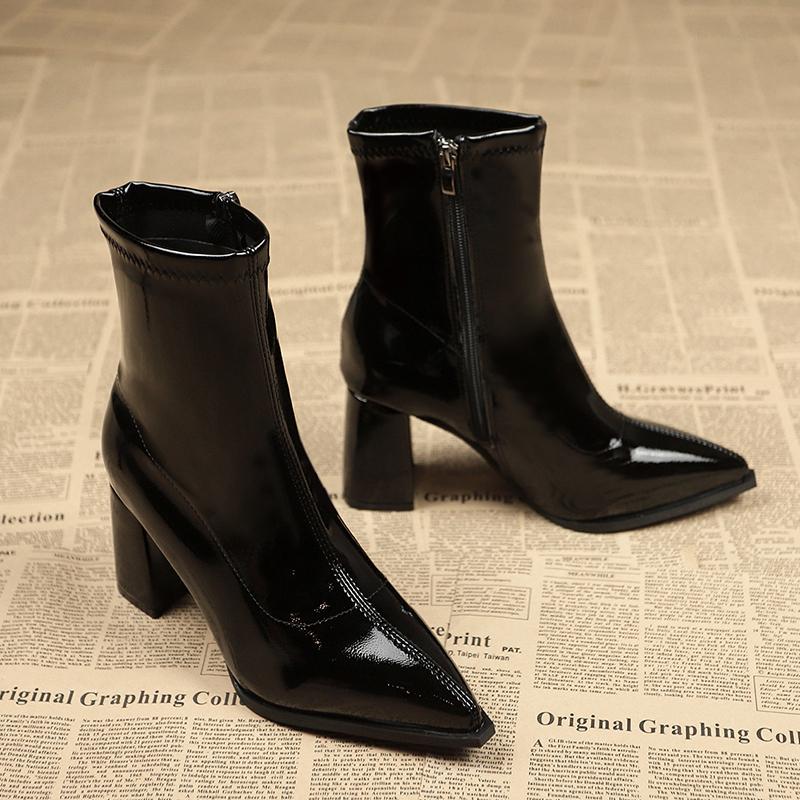 Ботильйони з гострим носком Жіночі високі підбори Модні зимові чоботи Плюшеві теплі Тенденція 2024 року Великий розмір 41 42 Ретро Сексуальна зима Botas Mujer