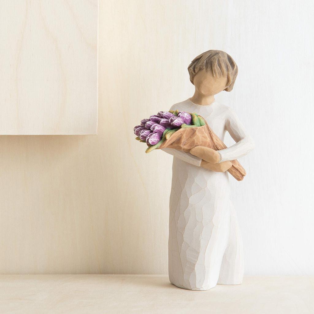 Surprise Willow Tree Statue, Bouquet of Tulips, Cute and Stylish Figurine, 12.7cm Tall