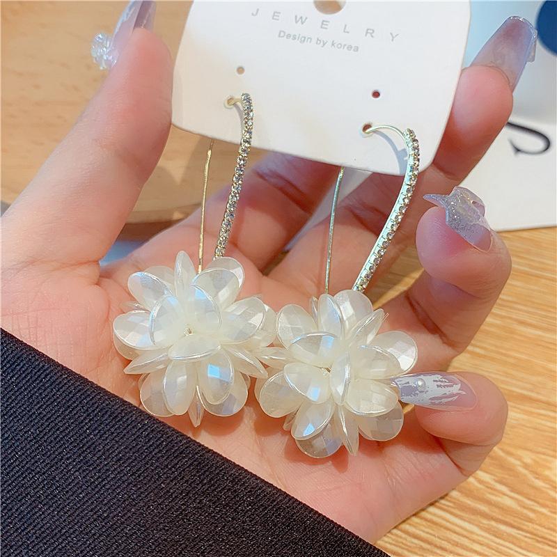 Summer Long Flower Earrings Hand-made Pearl Beaded Korean Shiny Earrings Sweet Jewelry Gifts