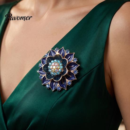 Rhinestone Lapel Pin Retro Flower Brooch Pin, Floral with Decorative Shirt Rhinestone, Metal Clothing Jewelry Accessory for Women Girls Elegant