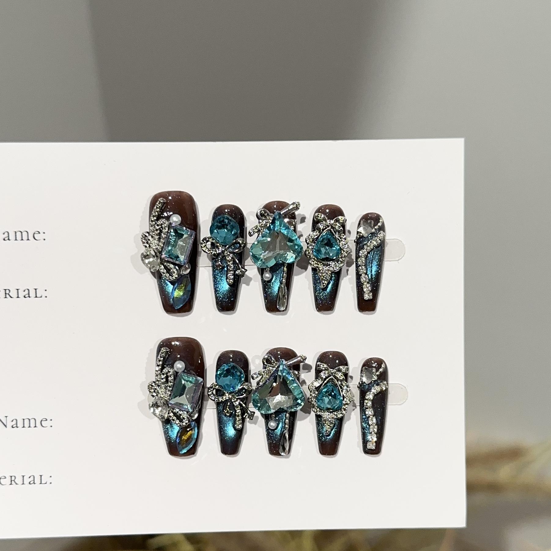 

Medium Coffin Press on Nails Square Fake Nails French Tip Glue on Nail with 3D Designs Reusable False Acrylic Nails Full Cover Stick on Nail for Women L