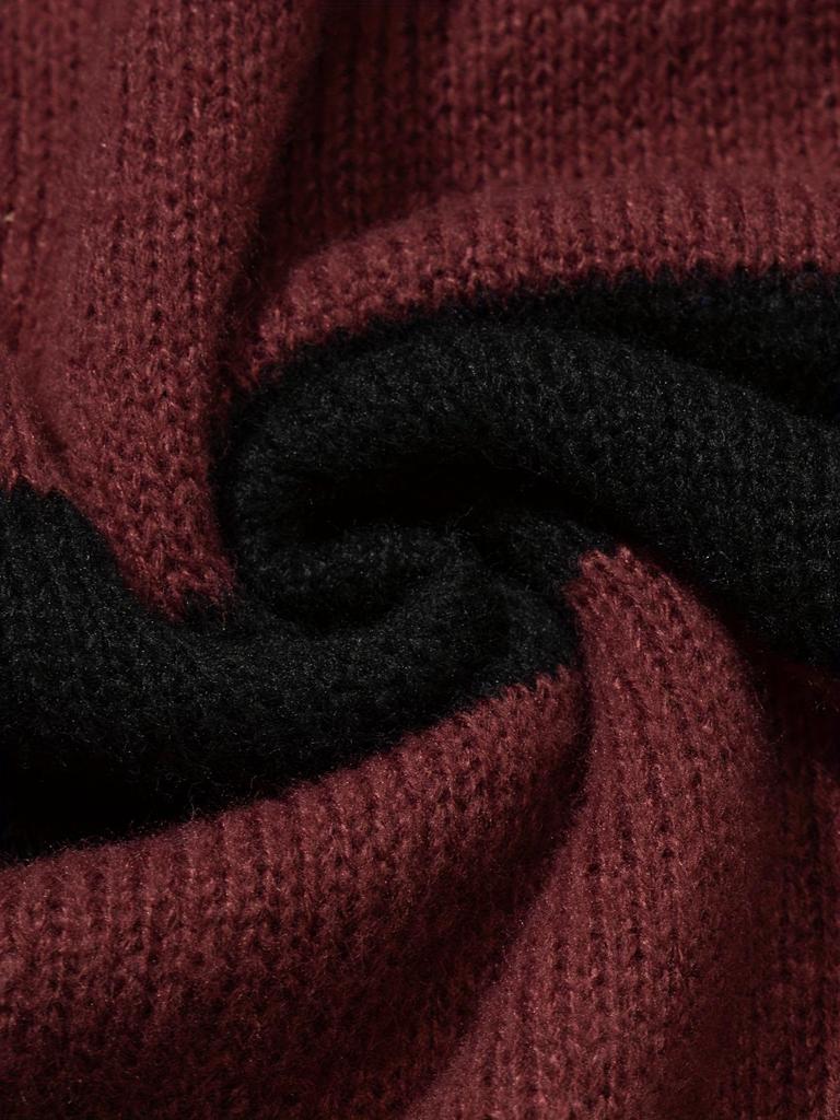 Men's Retro Wool Knitwear: Color Block Striped, Round Neck, Soft & Cozy, Loose Fit, Autumn/Winter Edition.