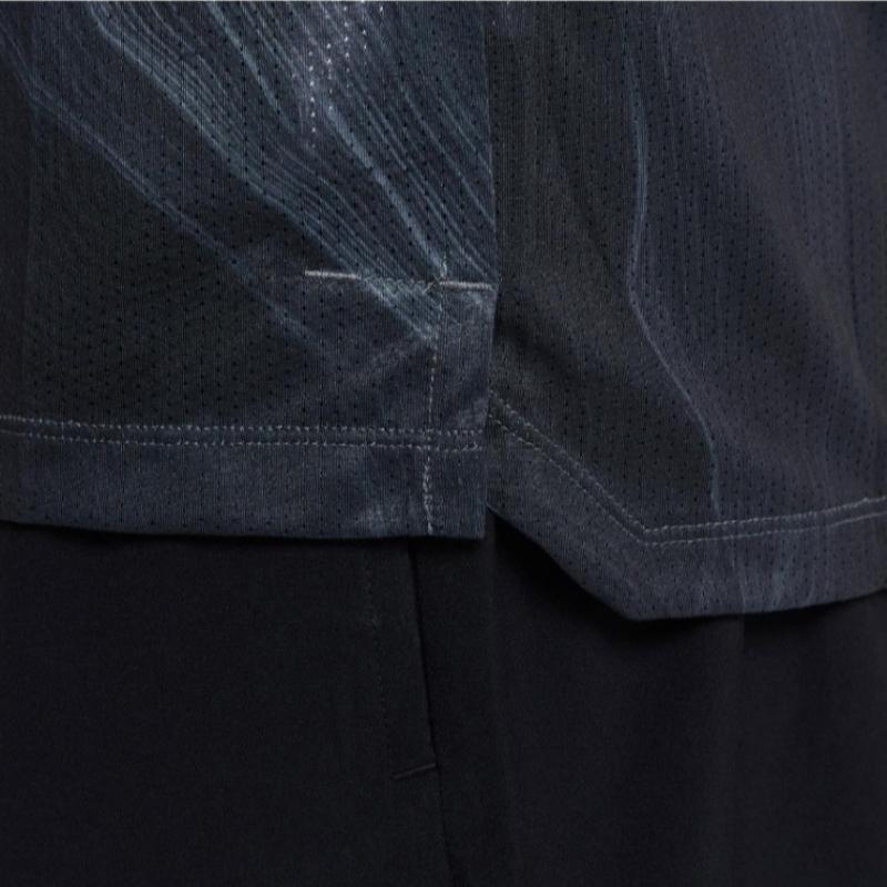 New Balance Nqj Nbnee4p141 17 Men Athletics Print Running Short Sleeve Tee