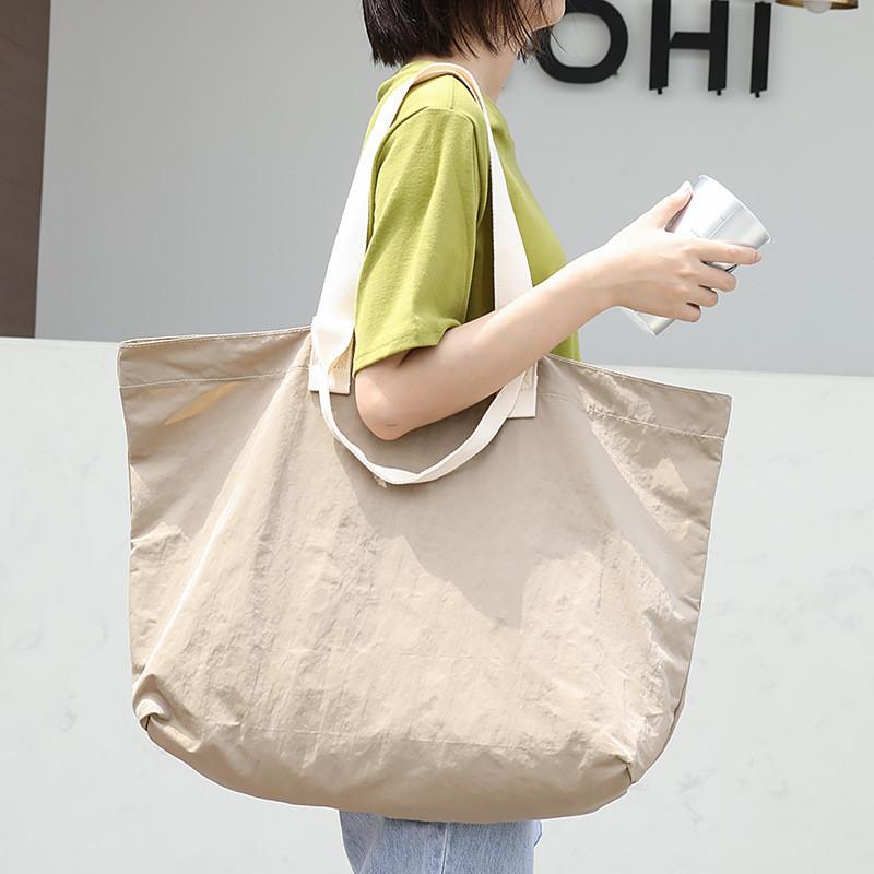 IELGY Корейская версия повседневной сумки из нейлона большой вместимости простая литературная сумка из холста Mori хаки 2769₽