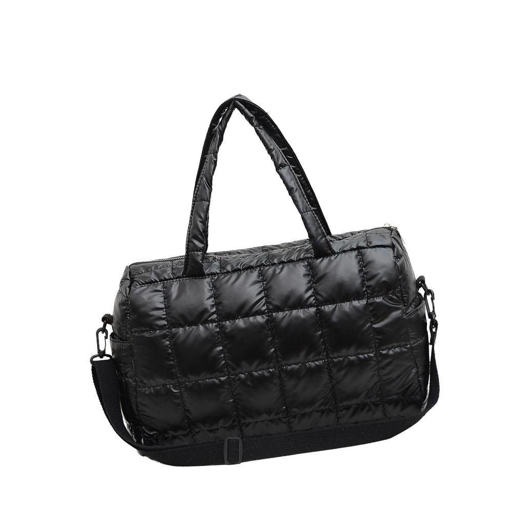 Large Capacity Lightweight Crossbody Bag Womens Quilted Shoulder Tote Purse Fashionable Handbag for Daily Use