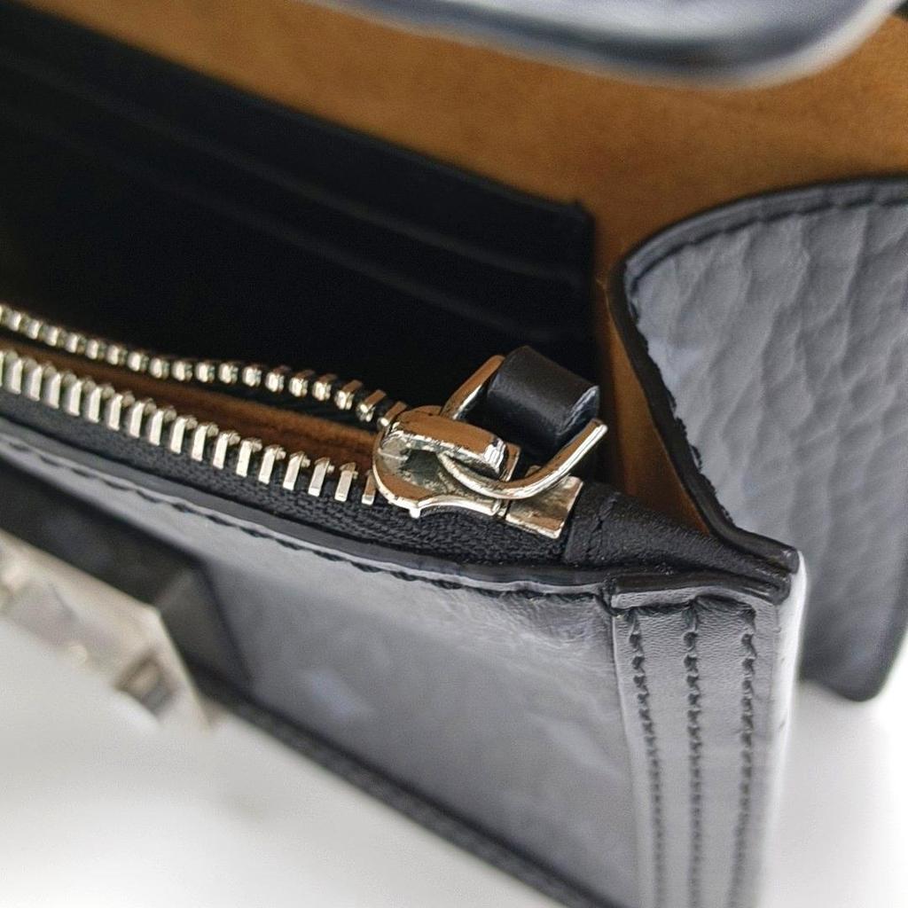 [Pre-Owned] Silver Hardware Monogram Print Chain Shoulder Bag Coated Canvas Leather Crossbody Mini - Very Good #I7GBZC