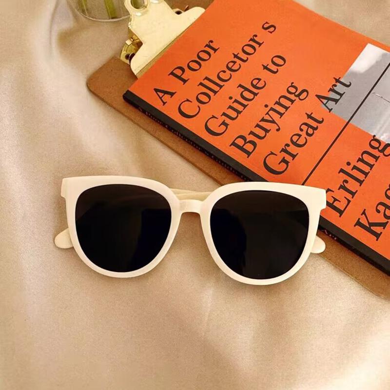 New Vintage Round Sunglasses for Women Men Circular Sun Glasses Female Oval Eyewear Sunglasses for Male Female Eyeglasses