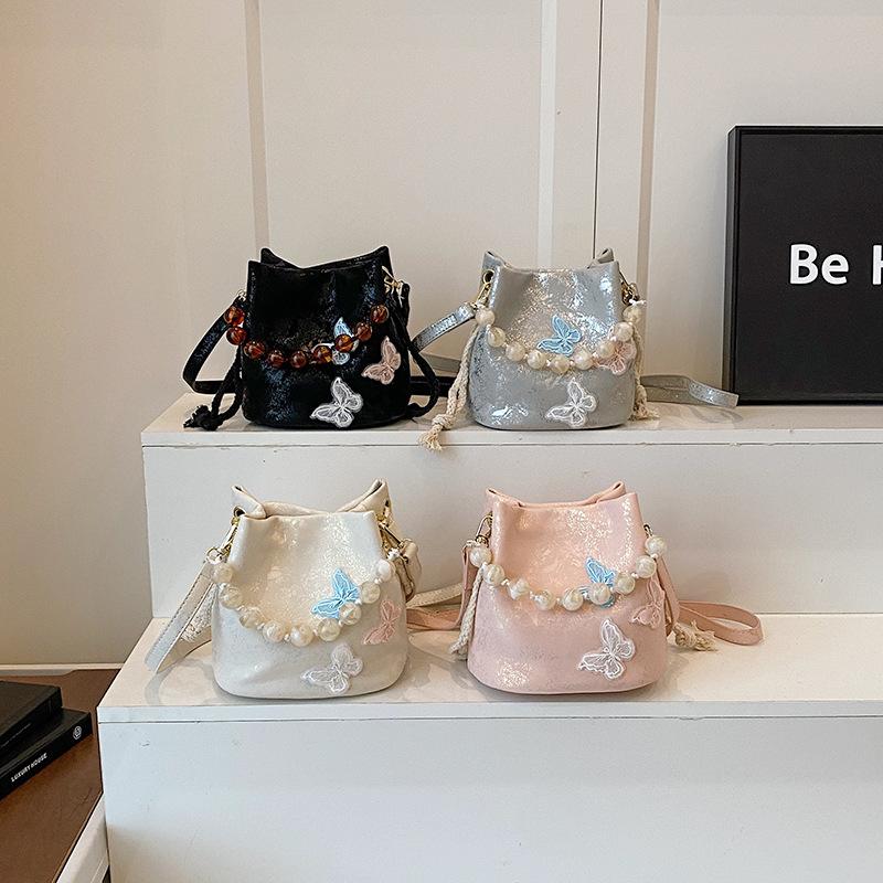 2025 New Chinese Style Butterfly Shoulder Bag Fashion Splicing Beaded Handbag Women's Versatile Messenger Bucket Bag