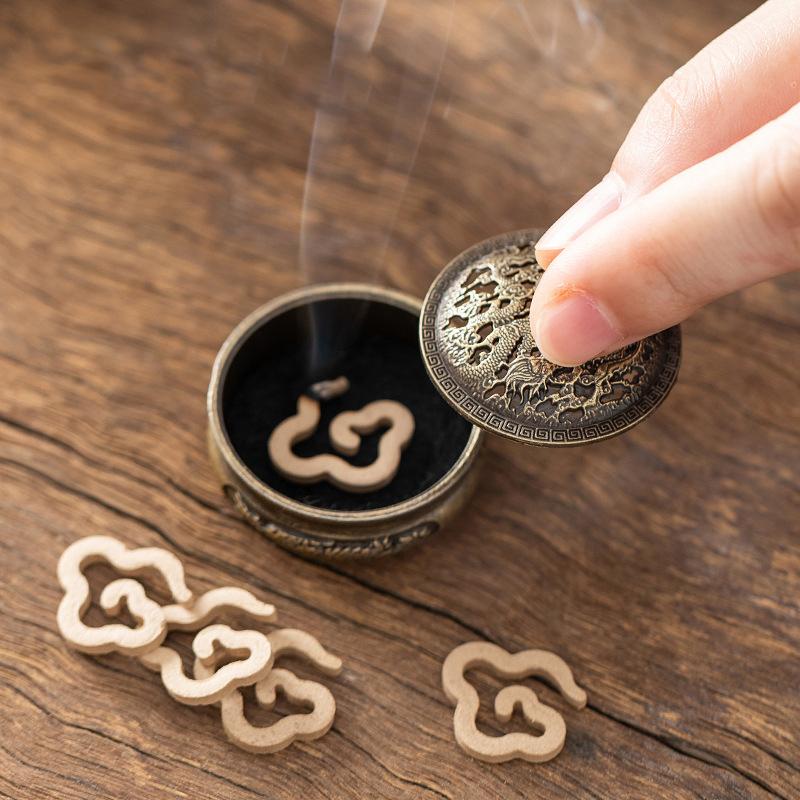 Antique Pocket Dragon Phoenix Incense Burner Hollow Incense Mini Ornaments Chinese Ancient Tea Desk Decor Office Decoration
