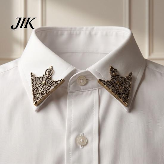 Suit Collar Clip 1 Pair Vintage Shirt Clip, Hollow-Out Decoration Alloy Retro Clothing Accessory Triangle Brooch Pin for Men Women Decorative Fastener