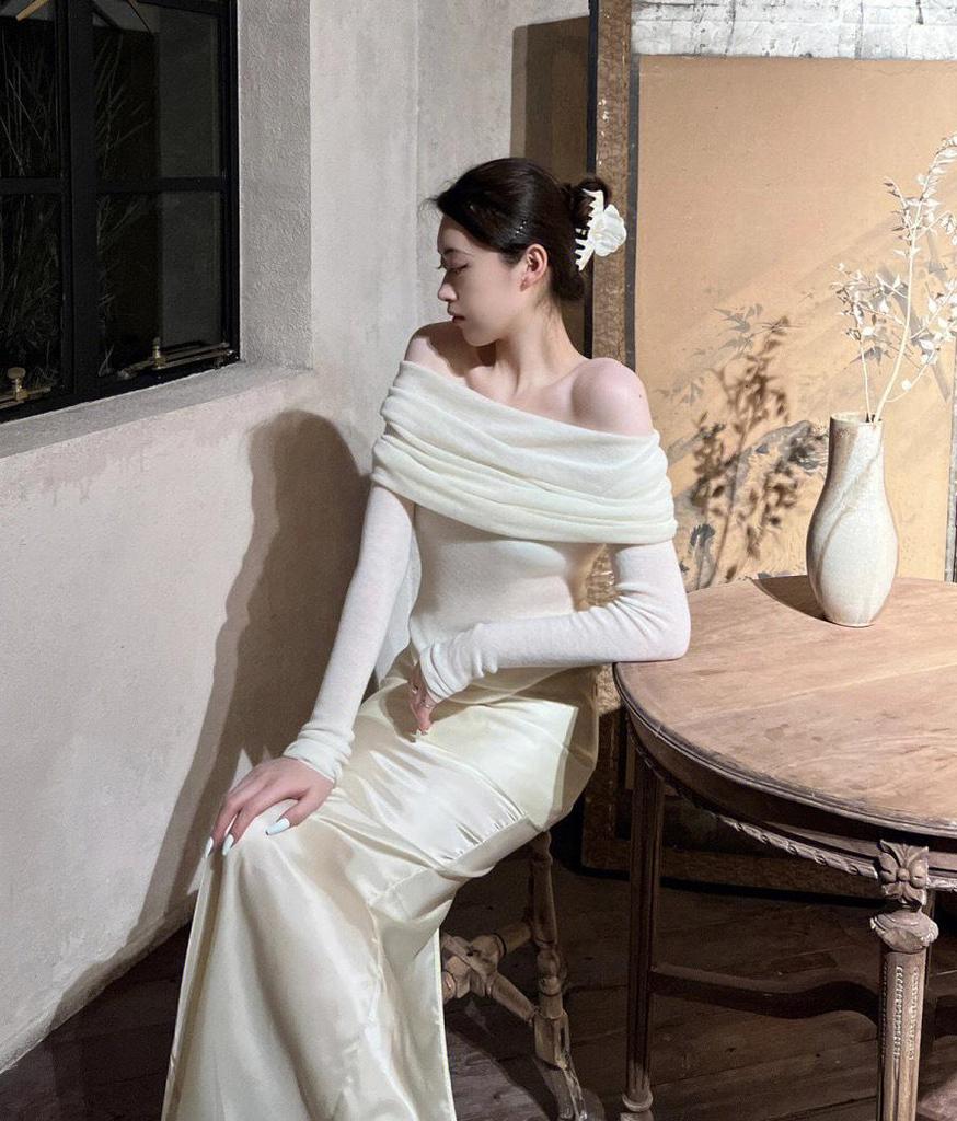 Women's French-Style One-Shoulder Wool Knit Slim Fit Sweater