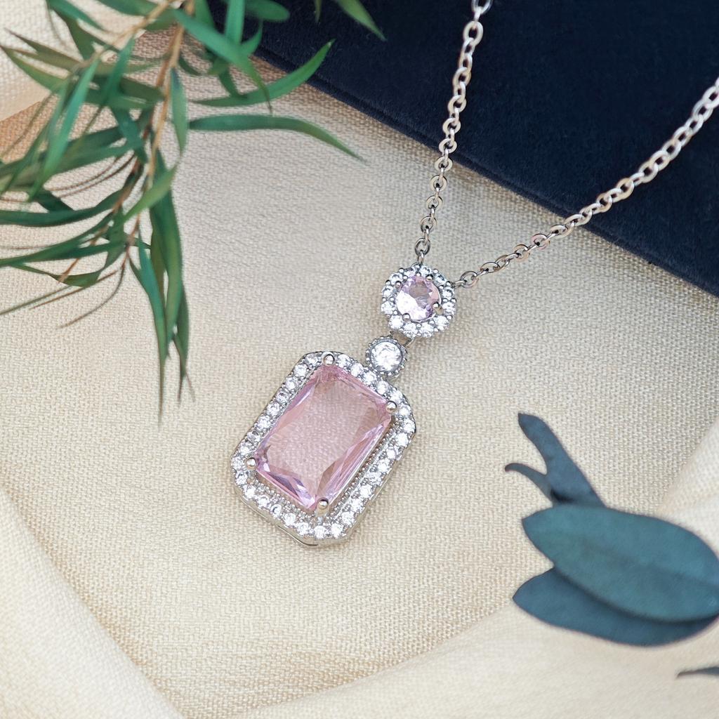 Necklace Women's European and American Fashion Hot Sale Rectangular Round Micro-inlaid Zircon Temperament Collarbone Chain High-end Accessories
