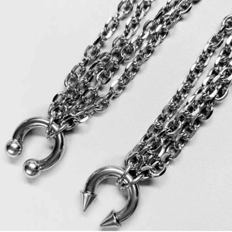 Unique Spiked Horseshoe Pendant Necklace Industrial Style for Fashion Enthusiasts Stainless Steel Neckchain