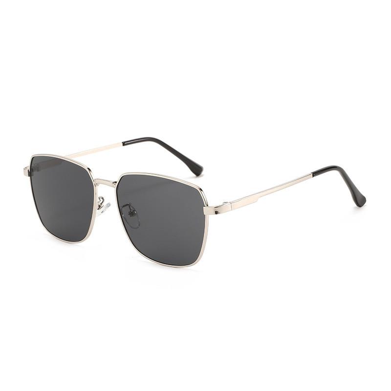 Metal Frame Geometric Sunglasses For Men Women Uv400 Polarized Sun Protection For Driving And Travel SilverFrameGray