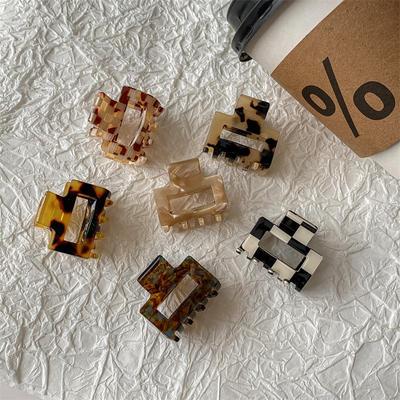 Leopard Checkerboard Acetate Hairpin for Women - Korean/Japanese Style Elegant Square Half-Tied Clip