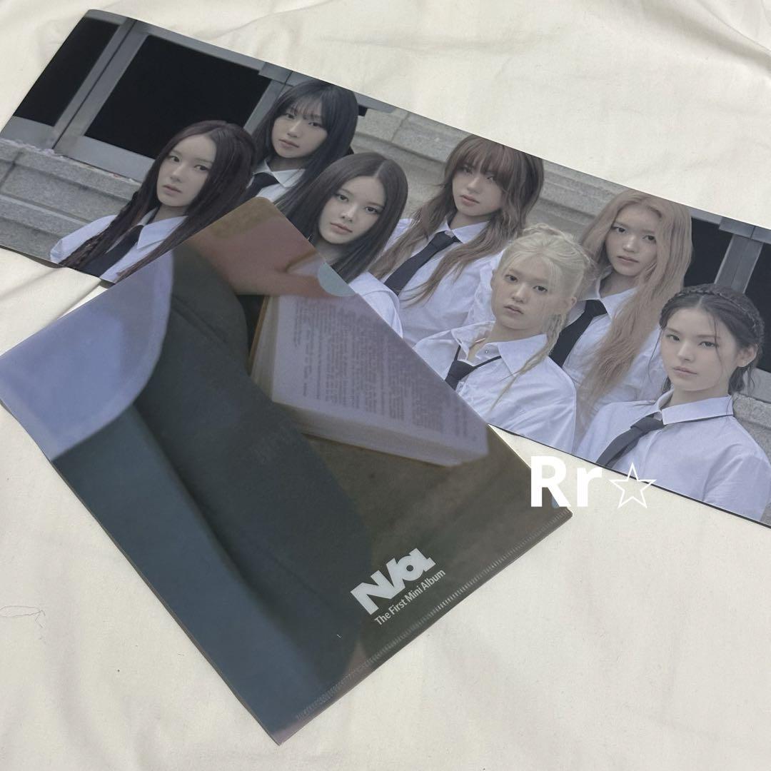 

[USED] izna izna choke sanok slogan clear file goods korea