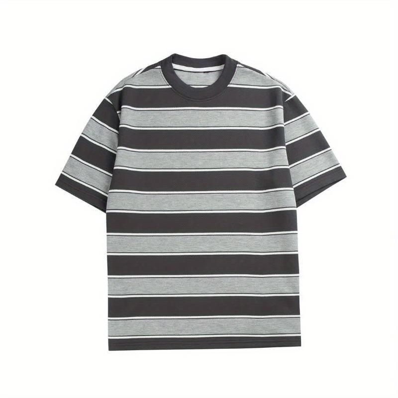 

Mens 2-Piece Set: Striped Oversized T-Shirt and Cargo Pants L серый